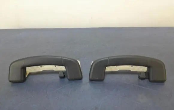 Volkswagen Arteon Front interior roof grab handle