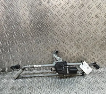 Volkswagen Tiguan Front wiper linkage and motor 5NC955023A 5NC955119A