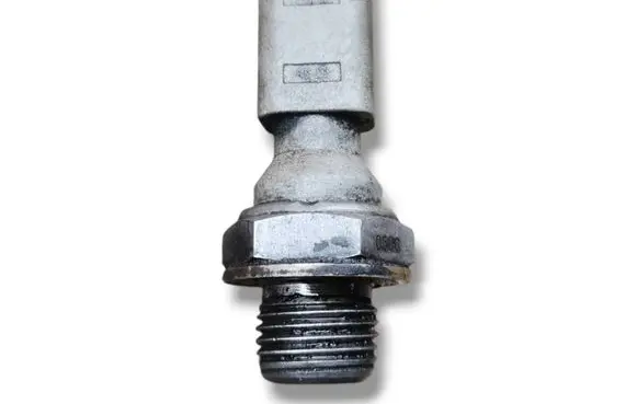 Volvo S40 Oil pressure sensor 963299