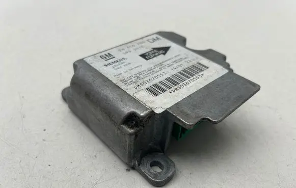 Opel Zafira A Airbag control unit/module 24416704 DMS03670553 1923594