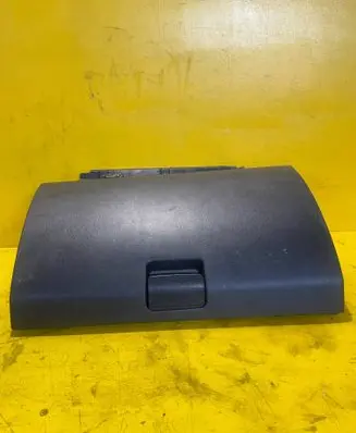 Chevrolet Captiva Glove box 96630065
