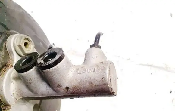 Audi A4 S4 B5 8D Master brake cylinder 41973