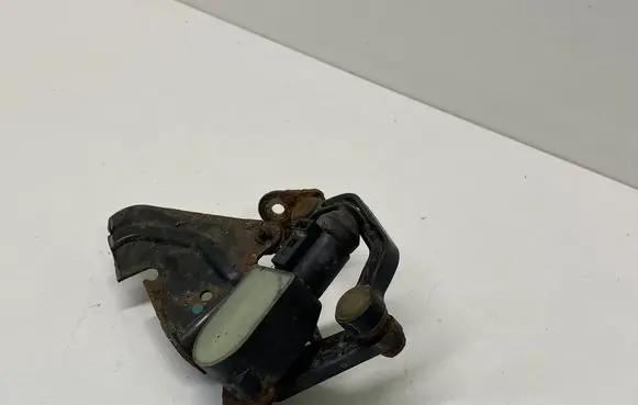 Audi A6 S6 C6 4F Front height sensor lever 1T0907503 6PM00873900 031104