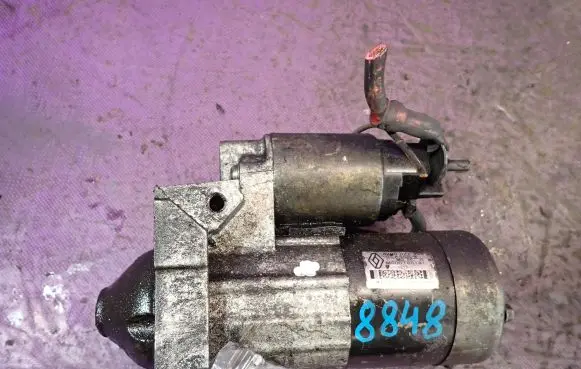 Renault Megane II Starter motor 8200021396