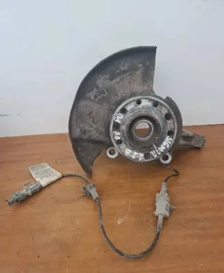 Opel Signum Front wheel hub 6699R