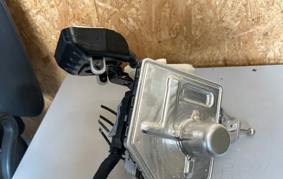 Volvo XC60 ABS control unit/module 32384485 32384488