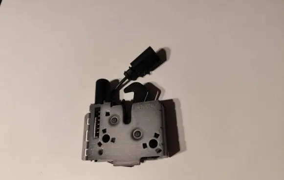 Audi A7 S7 4K8 Engine bonnet/hood lock/catch 4K0823509A