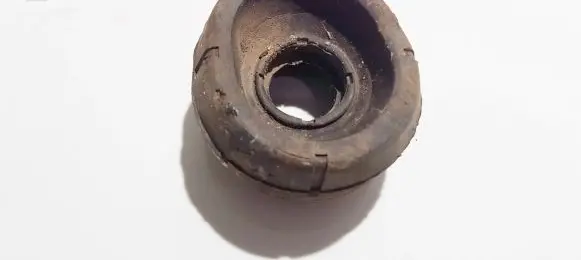 Volkswagen Golf IV Coil spring mount 1j0412331c