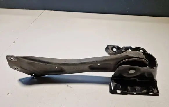 Rear upper control arm/wishbone