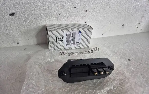 Fiat Doblo Sliding door contact joint 51811769 68266098AA