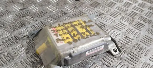 Subaru Impreza I Airbag control unit/module 98221FA160 1523002391