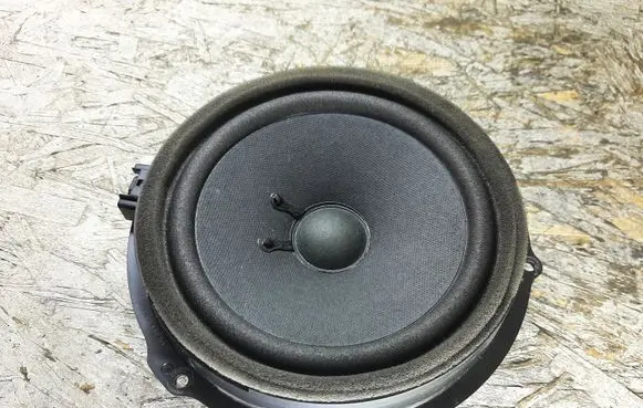 Ford Focus Front door speaker AA6T18808AA 497930