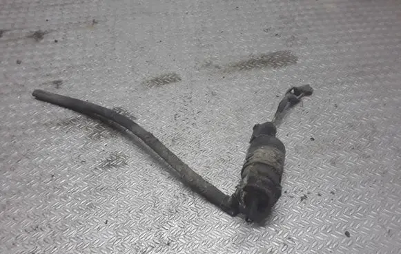 Mercedes-Benz C W203 Windscreen/windshield washer pump