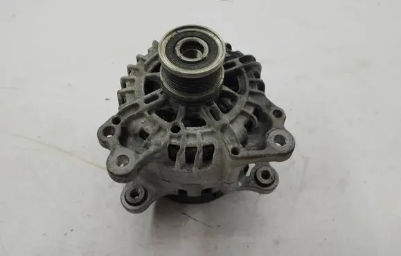 Audi Q5 SQ5 Generator/alternator 04l903027