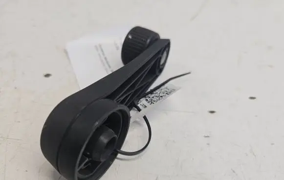 Volkswagen Golf III Front door window winding handle 1H0837581D