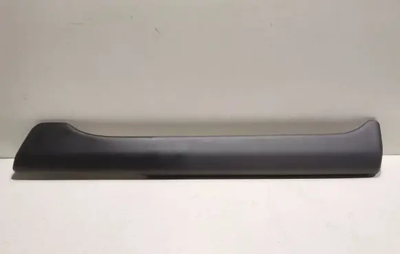 Other rear door trim element