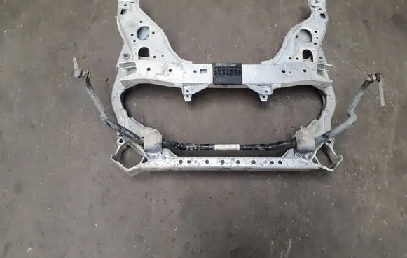 BMW 1 E81 E87 Front subframe 