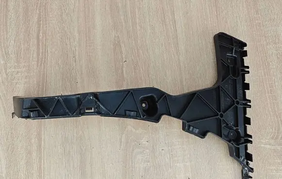 Audi Q5 SQ5 8R Rear bumper mounting bracket 8R0807454