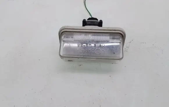 Toyota Avensis T250 Number plate light
