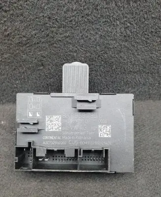 Audi A4 S4 B8 8K Door central lock control unit/module 8K0959795G 8K0959795D