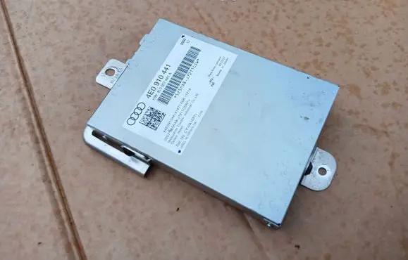 Audi A8 S8 D3 4E Camera control unit module 4E0910441