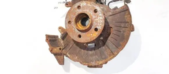 Mercedes-Benz ML W163 Front wheel hub