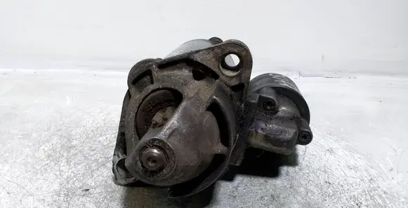 Volkswagen PASSAT B5 Starter motor 0001108174 078911023