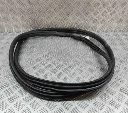 BMW iX1 Rubber seal front door (on door) 5A2E819