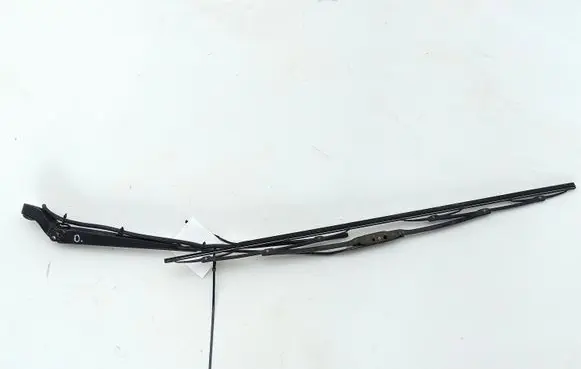 Mercedes-Benz Vito Viano W639 Front wiper blade arm A6398200144
