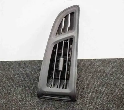 Ford Focus Dashboard air vent grill cover trim 