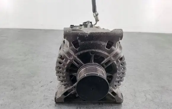 Mercedes-Benz A W169 Generator/alternator A3158