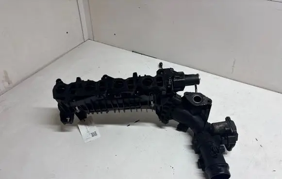 BMW 4 F32 F33 Intake manifold 7810752