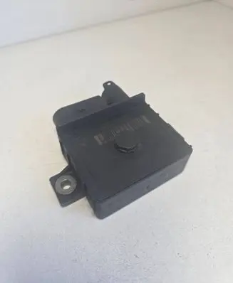BMW X3 E83 Glow plug pre-heat relay 779800006