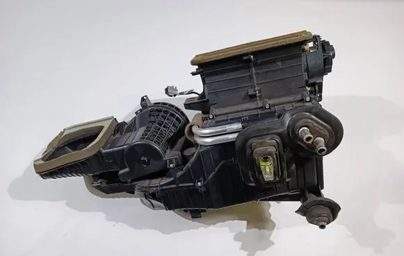 Ford Flex Interior heater climate box assembly DG13-19B555-B