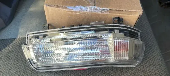 Mitsubishi Pajero Mirror indicator light 