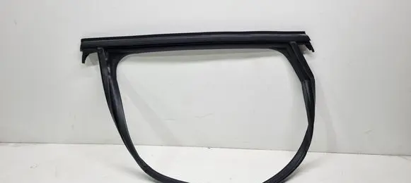 Audi Q4 Sportback e-tron Rubber seal rear door window/glass 89E839439