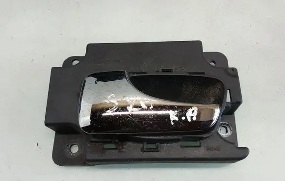 Volvo S70 V70 V70 XC Front door interior handle 9152497