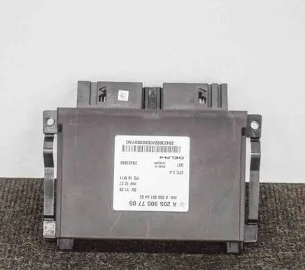 Mercedes-Benz C W205 Gearbox control unit/module 28423882 A0009016402