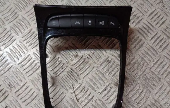 Opel Astra K Gear shifter surround trim plastic 39028754 13448079