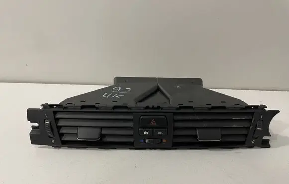 BMW 3 E90 E91 Dashboard air vent grill cover trim 9130469