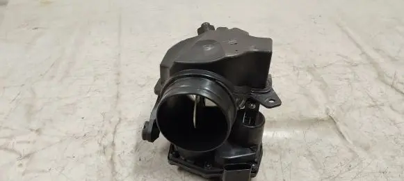 Volvo XC60 Electric throttle body valve 32290142