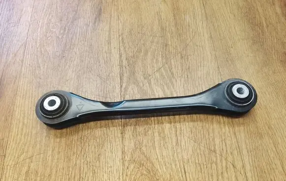 Porsche Macan (95B) Rear control arm 8K0501529L