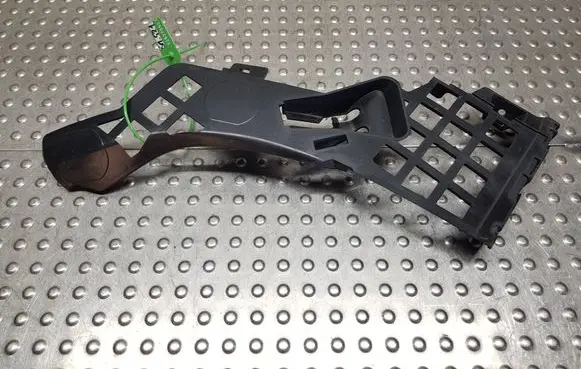 Mercedes-Benz CLA C117 X117 W117 Front bumper mounting bracket S26370521 A1178856400