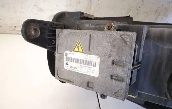 Volkswagen PASSAT CC Headlight ballast module Xenon 1K0941329 1307329120