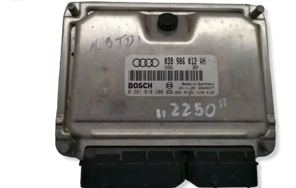 Audi A4 S4 B5 8D Engine control unit/module 038906012AH 28SA4277 0281010200