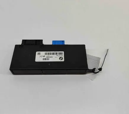 BMW 5 F10 F11 Gateway control module 9393660