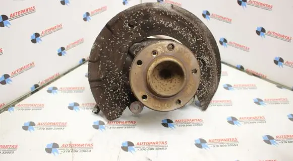 BMW 1 E81 E87 Front wheel hub 6764443