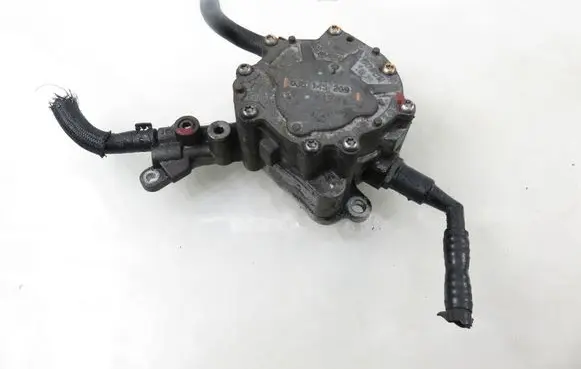 Volkswagen Sharan Vacuum pump 038145209C