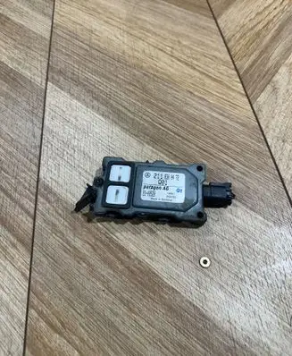 Mercedes-Benz C W203 Air quality sensor 2118300472 9300520
