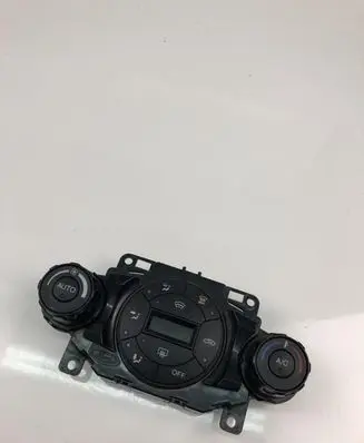 Ford Fiesta Climate control unit 8A6T18C612BL